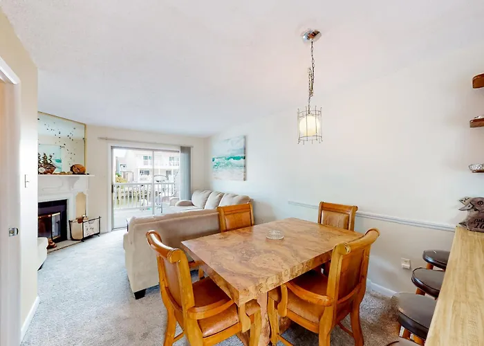 Apartment Dawn's Cove F